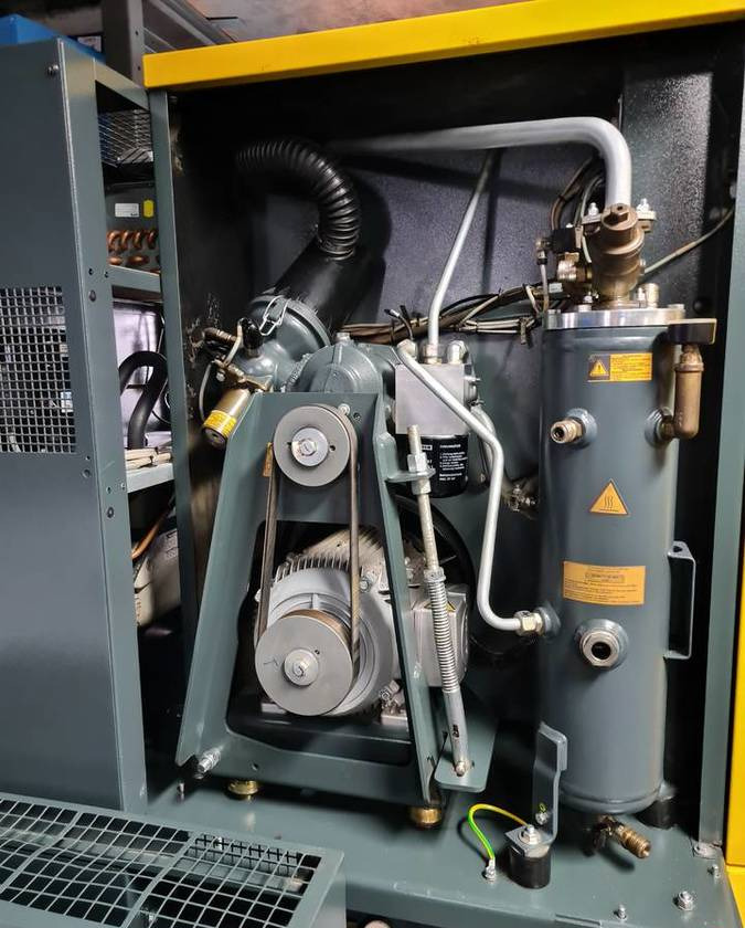 Kompresor śrubowy KAESER Aircenter SK25 15 kw - Compresor de aer: Foto 5 Kompresor śrubowy KAESER Aircenter SK25 15 kw - Compresor de aer: Foto 5