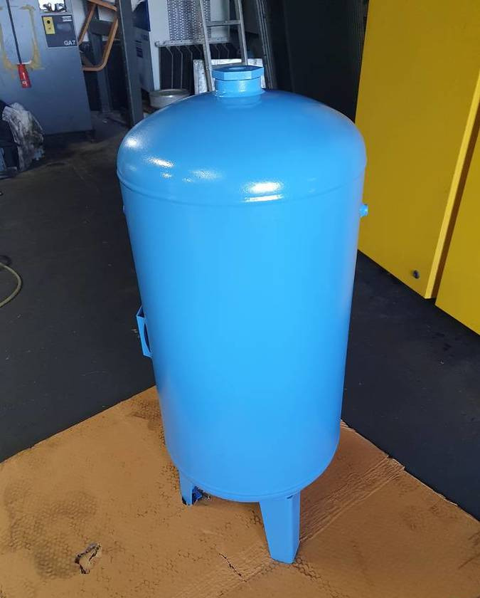 ZBIORNIK CIŚNIENIOWY 90 L, 11 BAR, PIONOWY - Echipamente de constructii: Foto 3 ZBIORNIK CIŚNIENIOWY 90 L, 11 BAR, PIONOWY - Echipamente de constructii: Foto 3