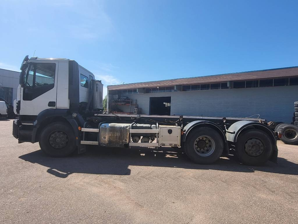 Iveco Stralis-360 - Camion cu sistem de cablu: Foto 5 Iveco Stralis-360 - Camion cu sistem de cablu: Foto 5