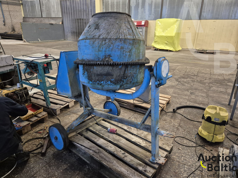 Agro-Wikt BWA 200 - Betoniera: Foto 3 Agro-Wikt BWA 200 - Betoniera: Foto 3