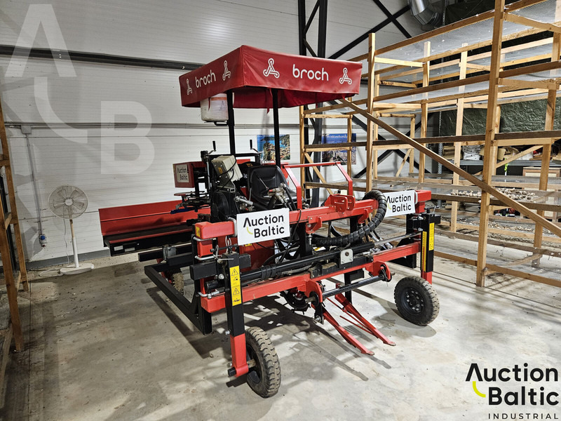 Broch ARAT-1 - Combină de recoltat cereale: Foto 2 Broch ARAT-1 - Combină de recoltat cereale: Foto 2