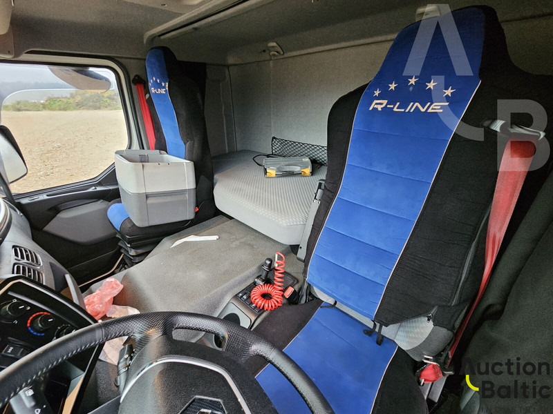 Cap tractor Renault D Wide: Foto 8