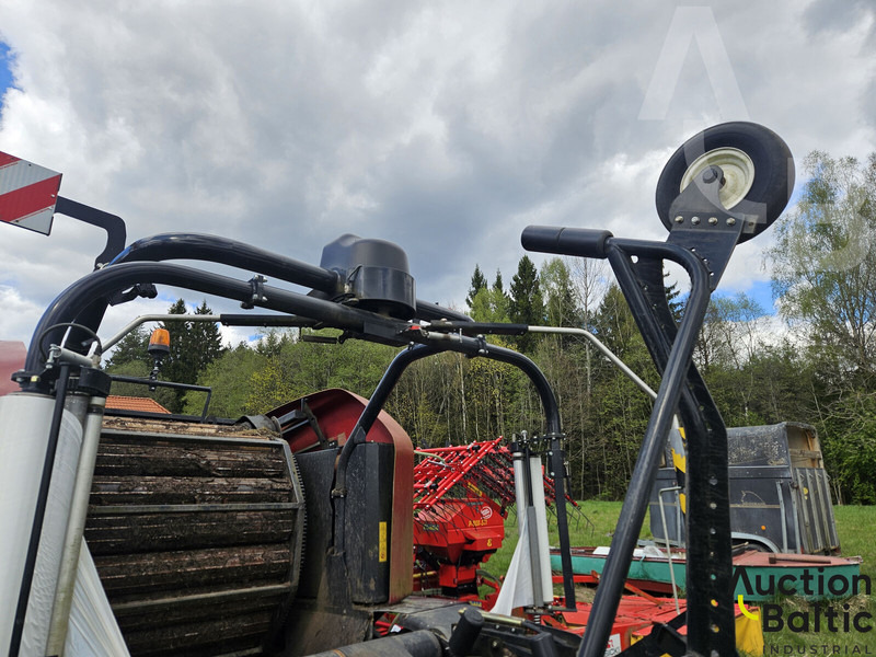 Case IH RB545Silage - Presă baloţi rotunzi: Foto 4 Case IH RB545Silage - Presă baloţi rotunzi: Foto 4