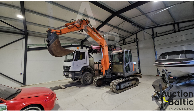 Doosan Solar 75 V - Excavator pe şenile: Foto 5 Doosan Solar 75 V - Excavator pe şenile: Foto 5