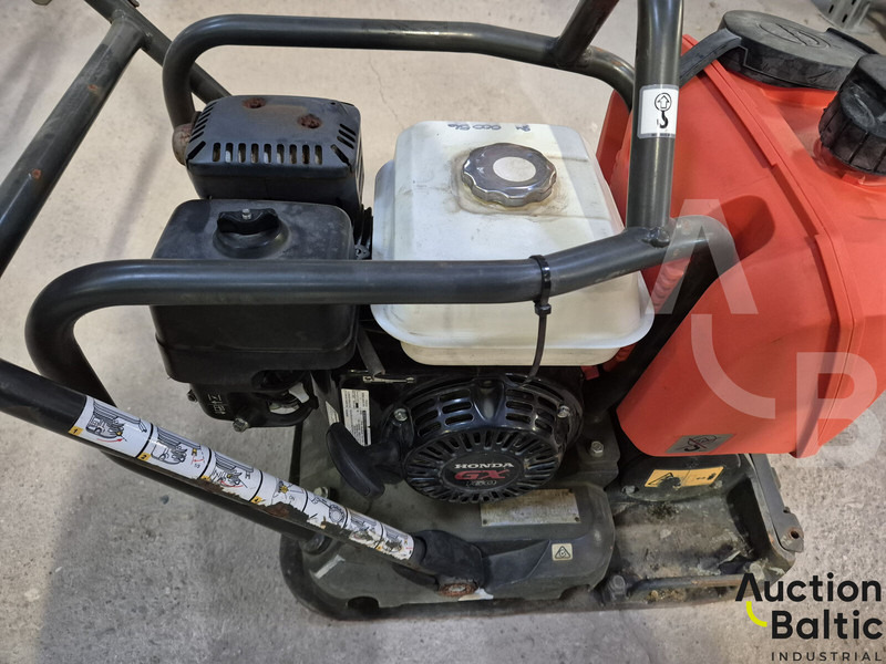 Husqvarna LF80 - Placă compactoare: Foto 5 Husqvarna LF80 - Placă compactoare: Foto 5