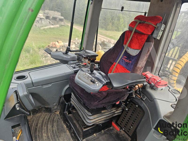 John Deere 1010 E - Remorcă forestieră: Foto 5 John Deere 1010 E - Remorcă forestieră: Foto 5