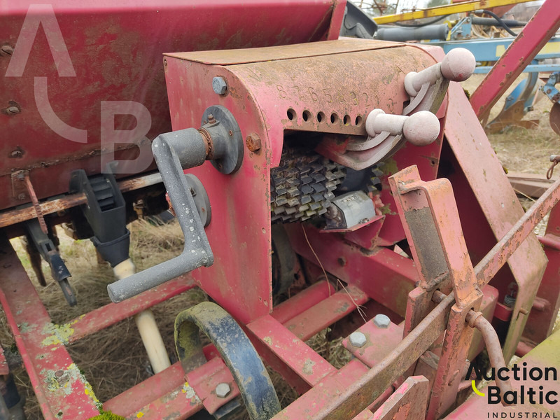 Juko - Maşină agricole pentru semanat: Foto 5 Juko - Maşină agricole pentru semanat: Foto 5