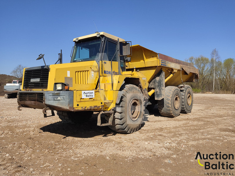 Komatsu HM400 - Camion articulat: Foto 1 Komatsu HM400 - Camion articulat: Foto 1