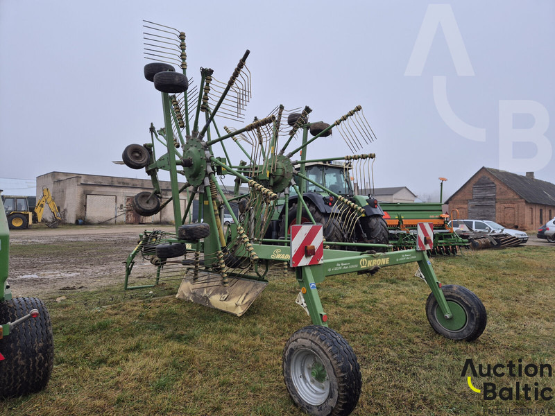 Krone Swadro 900 - Maşină de întors fânul: Foto 3 Krone Swadro 900 - Maşină de întors fânul: Foto 3