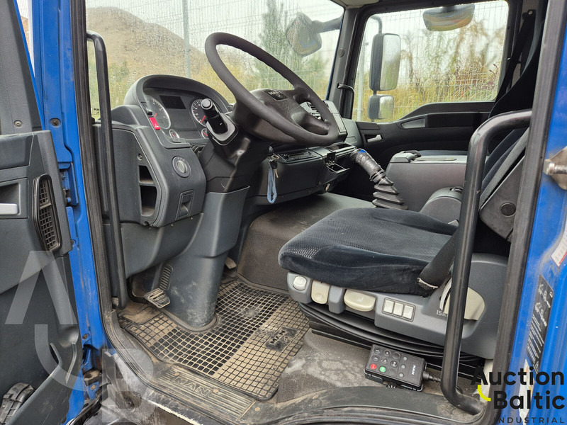 MAN TGL12.220 BL - Camion furgon: Foto 5 MAN TGL12.220 BL - Camion furgon: Foto 5