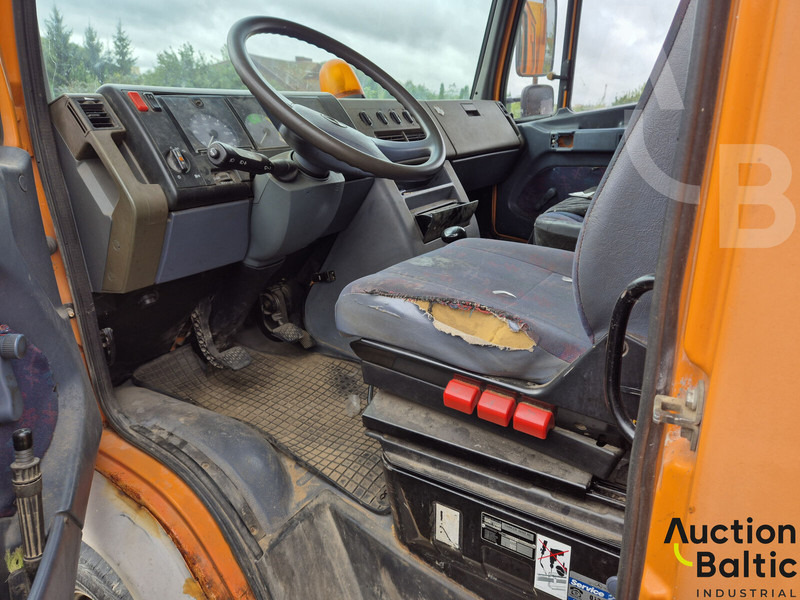 Mercedes-Benz 614 D - Camion cu prelată: Foto 5 Mercedes-Benz 614 D - Camion cu prelată: Foto 5