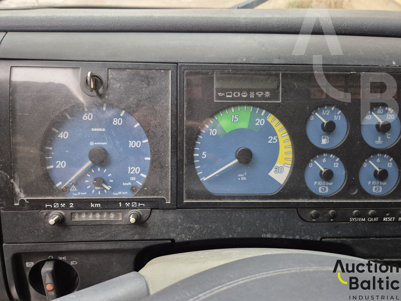 Mercedes-Benz 817 L - Camion cu prelată: Foto 5 Mercedes-Benz 817 L - Camion cu prelată: Foto 5