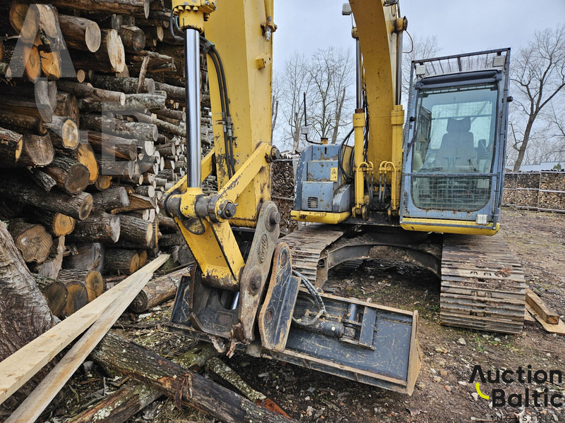 New Holland E 145 - Excavator pe şenile: Foto 3 New Holland E 145 - Excavator pe şenile: Foto 3