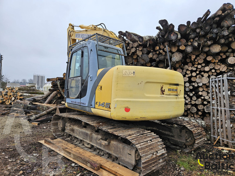 New Holland E 145 - Excavator pe şenile: Foto 4 New Holland E 145 - Excavator pe şenile: Foto 4