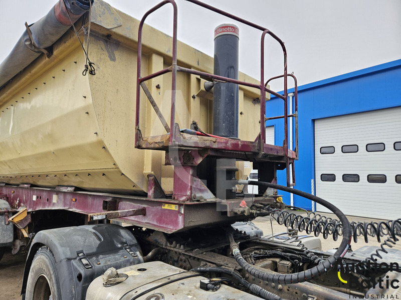 Semiremorcă prelată Reisch RHKS-35: Foto 12 Semiremorcă prelată Reisch RHKS-35: Foto 12