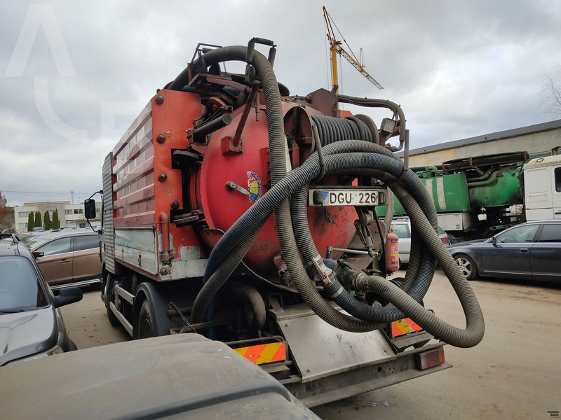 Renault Premium 250.18 - Maşină pentru vidanjări: Foto 4 Renault Premium 250.18 - Maşină pentru vidanjări: Foto 4