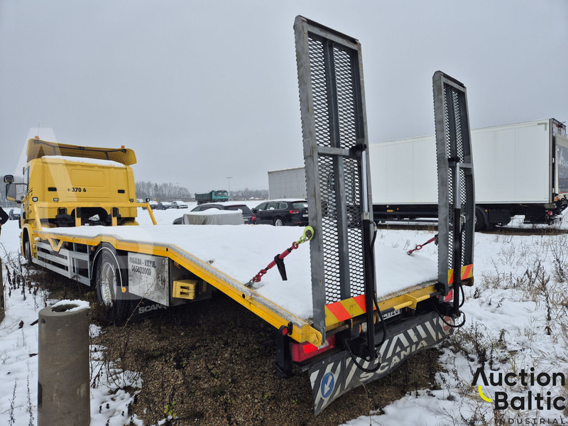 Scania P 230 - Maşină de tractare: Foto 4 Scania P 230 - Maşină de tractare: Foto 4