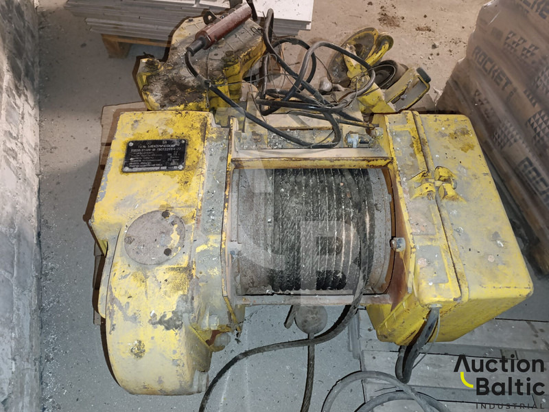 Winch - Stivuitor: Foto 1 Winch - Stivuitor: Foto 1