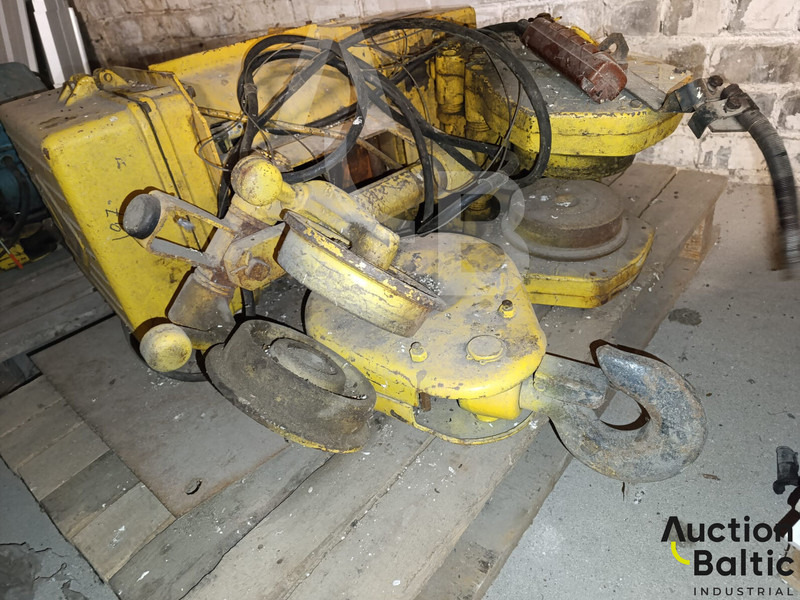 Winch - Stivuitor: Foto 2 Winch - Stivuitor: Foto 2