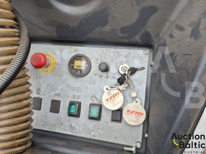 TSM Aria 240 - Măturătoare stradală: Foto 5 TSM Aria 240 - Măturătoare stradală: Foto 5