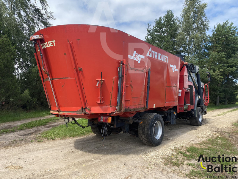 Trioliet TRIOTRAC 2-2000 - Utilaje de creştere vite: Foto 4 Trioliet TRIOTRAC 2-2000 - Utilaje de creştere vite: Foto 4