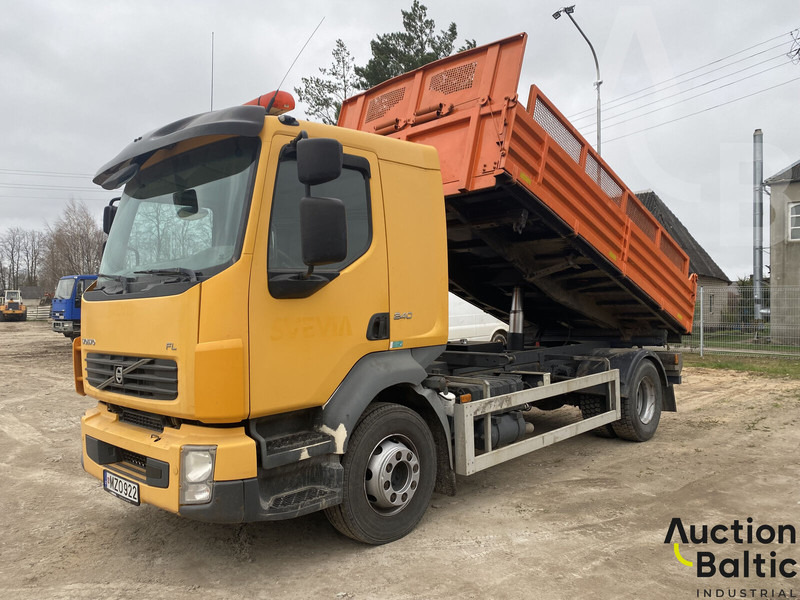 Volvo FL 240 4x2 - Camion basculantă: Foto 2 Volvo FL 240 4x2 - Camion basculantă: Foto 2