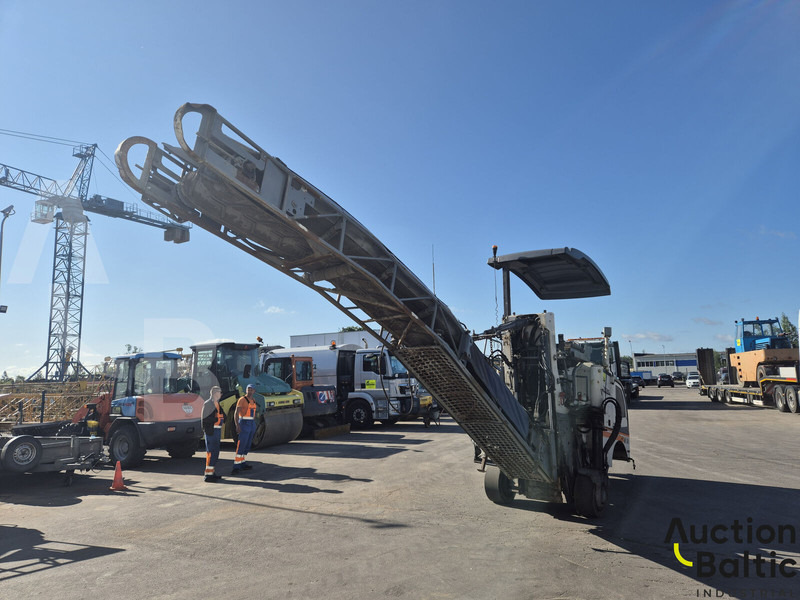 Wirtgen W50DC - Maşină de asfaltat: Foto 5 Wirtgen W50DC - Maşină de asfaltat: Foto 5