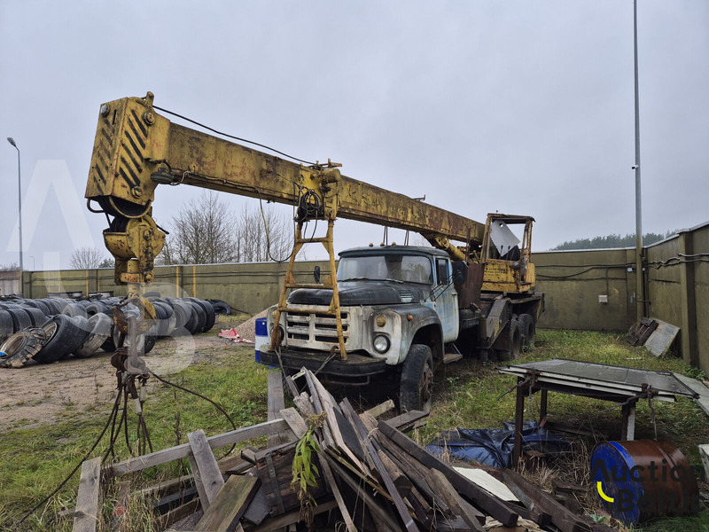 ЗИЛ - Macara montată: Foto 2 ЗИЛ - Macara montată: Foto 2