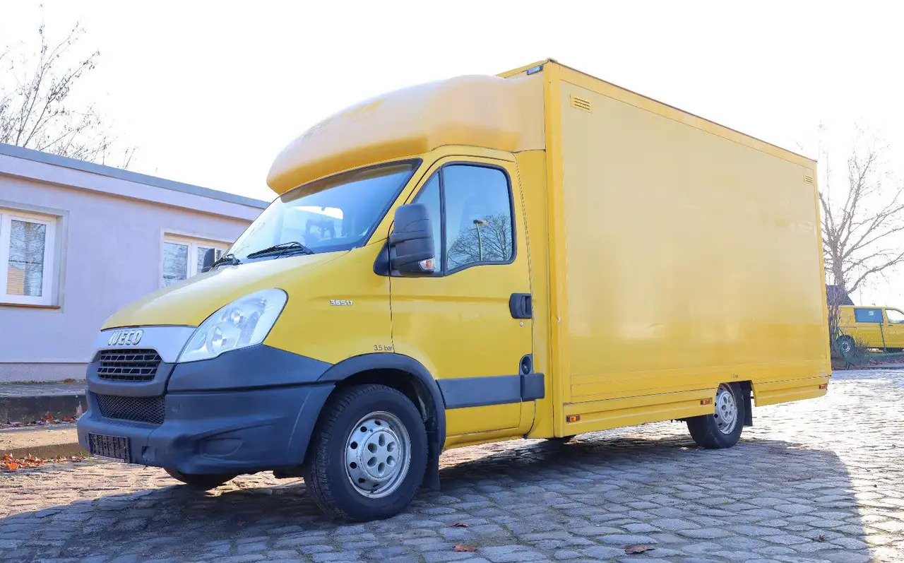 Iveco /Regalsystem/Luftfeder/1. Hand - Automobil: Foto 1 Iveco /Regalsystem/Luftfeder/1. Hand - Automobil: Foto 1