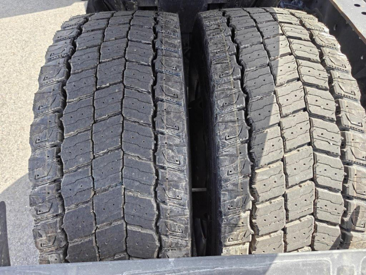 IVECO S-Way AS440S46T/P2LNG Euro6 Intarder Klima - Cap tractor: Foto 5 IVECO S-Way AS440S46T/P2LNG Euro6 Intarder Klima - Cap tractor: Foto 5