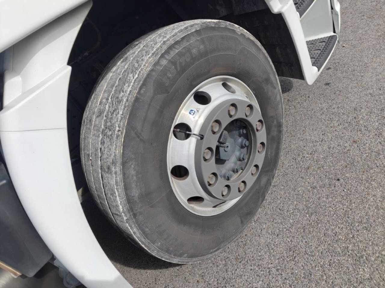 IVECO Stralis AS440S46T/PLNG Intarder Klima Luftfeder ZV - Cap tractor: Foto 5 IVECO Stralis AS440S46T/PLNG Intarder Klima Luftfeder ZV - Cap tractor: Foto 5