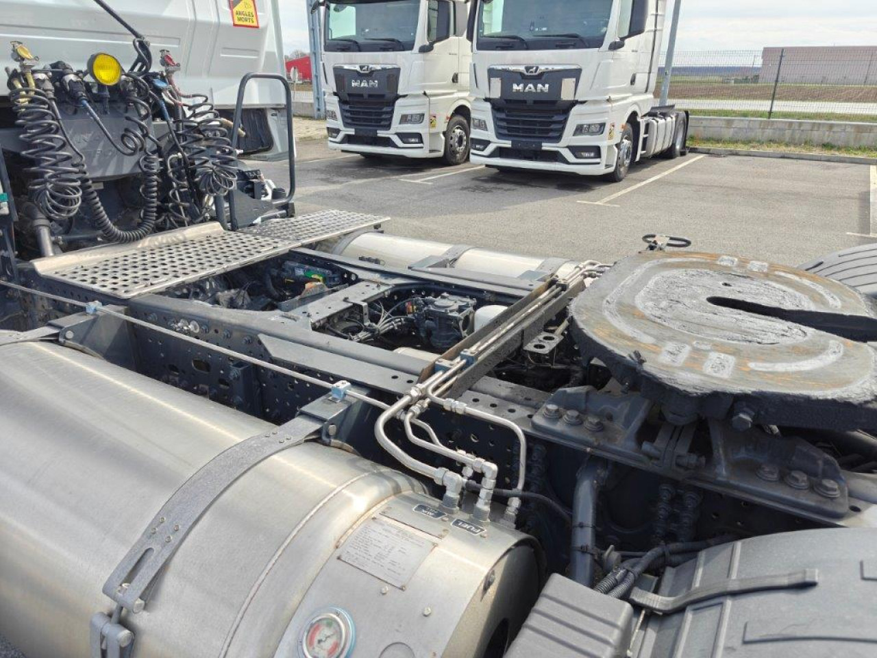 IVECO Stralis AS440S46T/PLNG Intarder Klima Luftfeder ZV - Cap tractor: Foto 4 IVECO Stralis AS440S46T/PLNG Intarder Klima Luftfeder ZV - Cap tractor: Foto 4