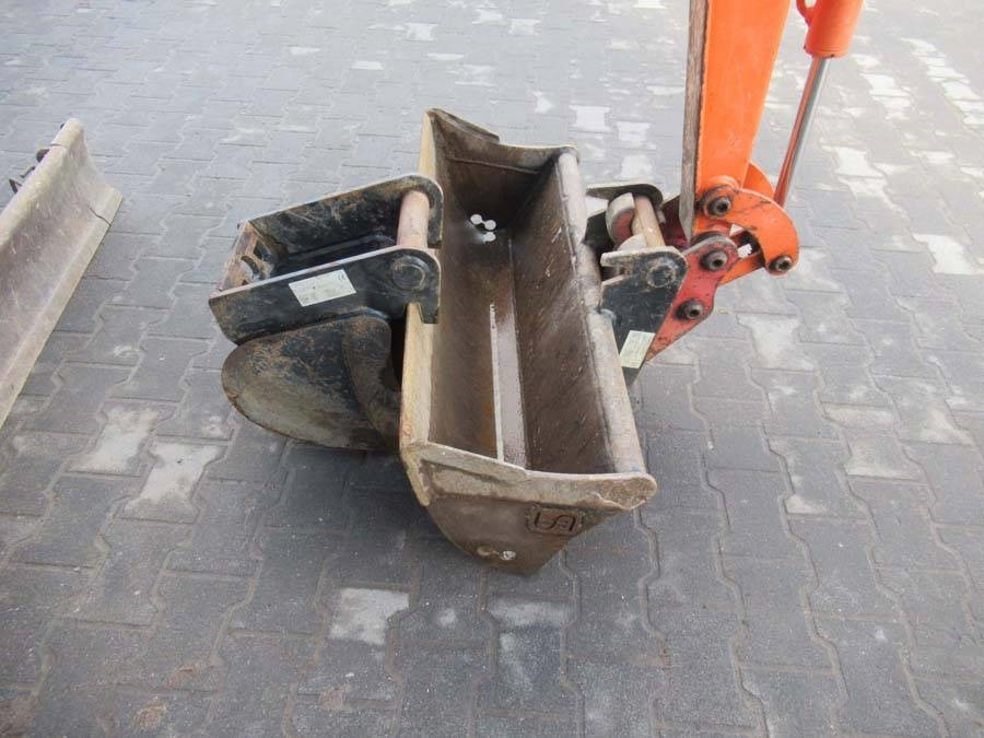 Hitachi ZX 17 U-2 - Mini excavator: Foto 3 Hitachi ZX 17 U-2 - Mini excavator: Foto 3