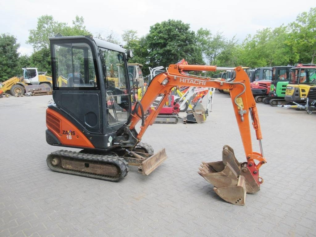 Hitachi ZX 18-3 CLR - Mini excavator: Foto 2 Hitachi ZX 18-3 CLR - Mini excavator: Foto 2