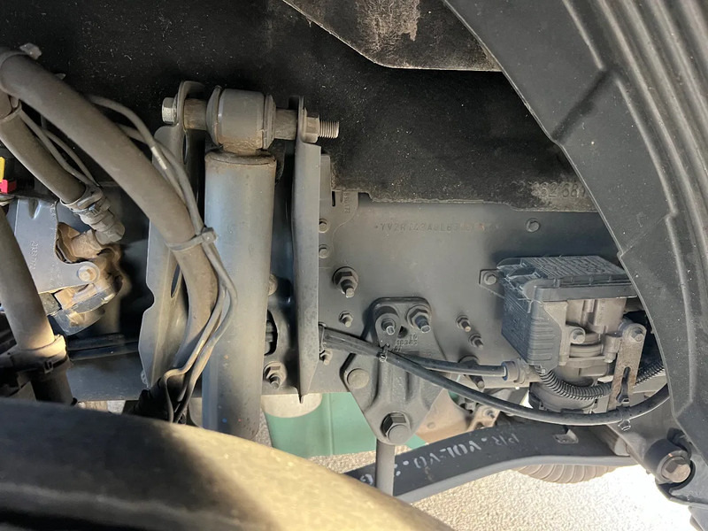 Cap tractor Volvo FH 500 Euro6**FH500 Park cool**2020: Foto 9