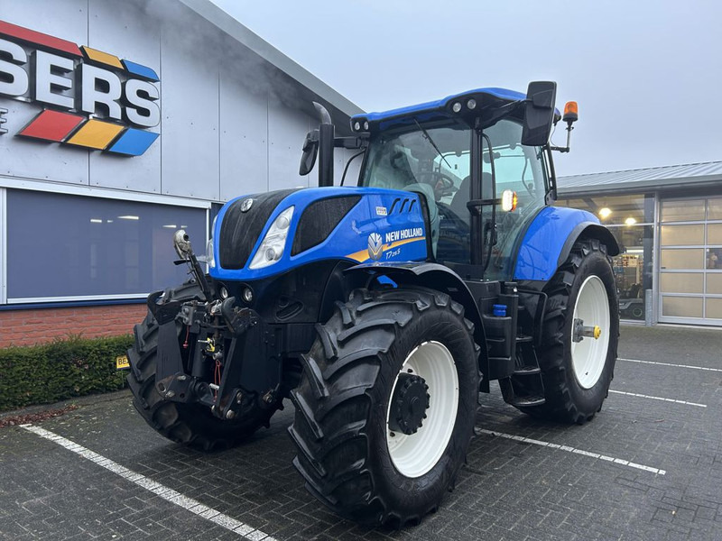 New Holland New Holland T7.215S - Tractor agricol: Foto 3 New Holland New Holland T7.215S - Tractor agricol: Foto 3