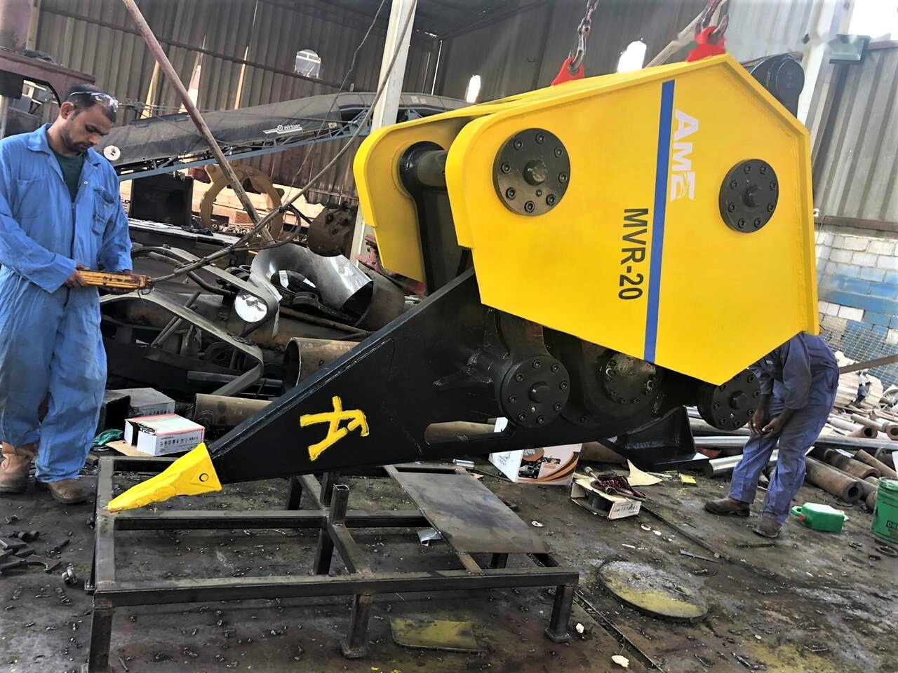 AME Vibro Ripper (MVR 20) - Dinte scarificator pentru Excavator: Foto 1 AME Vibro Ripper (MVR 20) - Dinte scarificator pentru Excavator: Foto 1