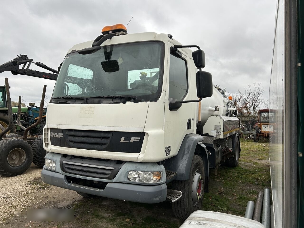 Maşină pentru vidanjări DAF LF55.250 combi tanker: Foto 20 Maşină pentru vidanjări DAF LF55.250 combi tanker: Foto 20