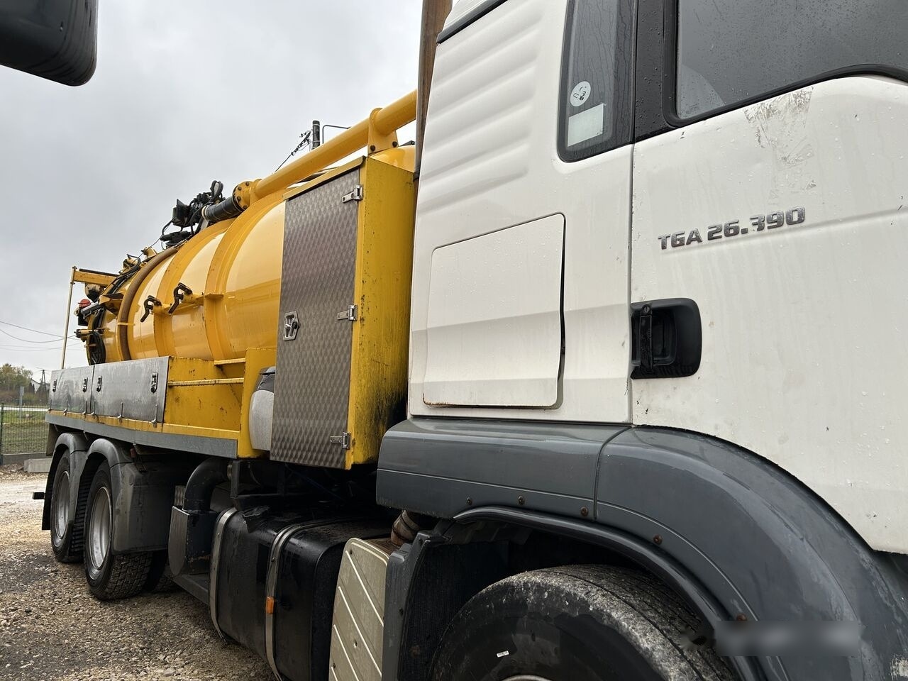 MAN TGA 26.390 comi tanker - Maşină pentru vidanjări: Foto 5 MAN TGA 26.390 comi tanker - Maşină pentru vidanjări: Foto 5