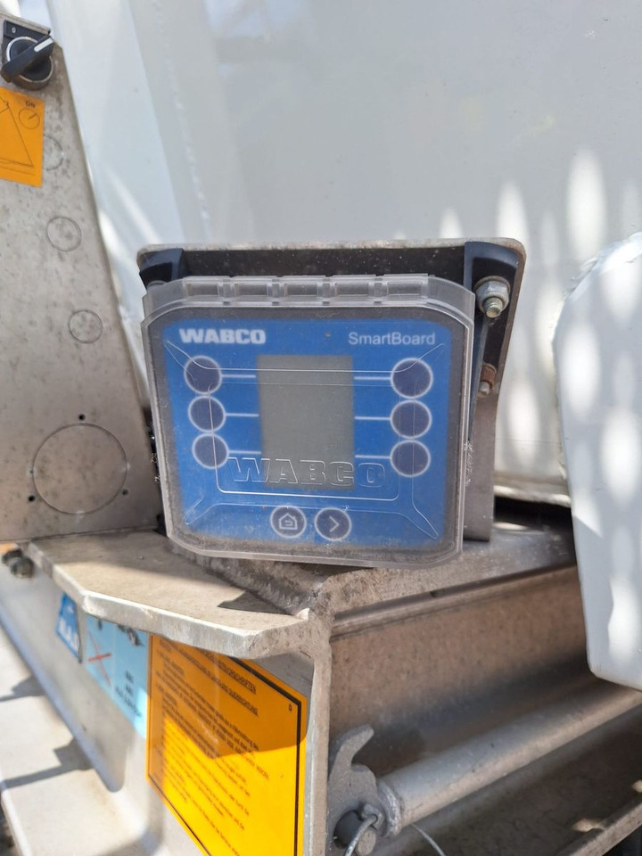 Semiremorcă basculantă Benalu Bulkliner S 95  50m³ Kombiklappe: Foto 7