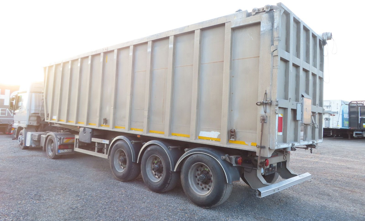 Benalu Landliner 50 m³ - Semiremorcă basculantă: Foto 4 Benalu Landliner 50 m³ - Semiremorcă basculantă: Foto 4