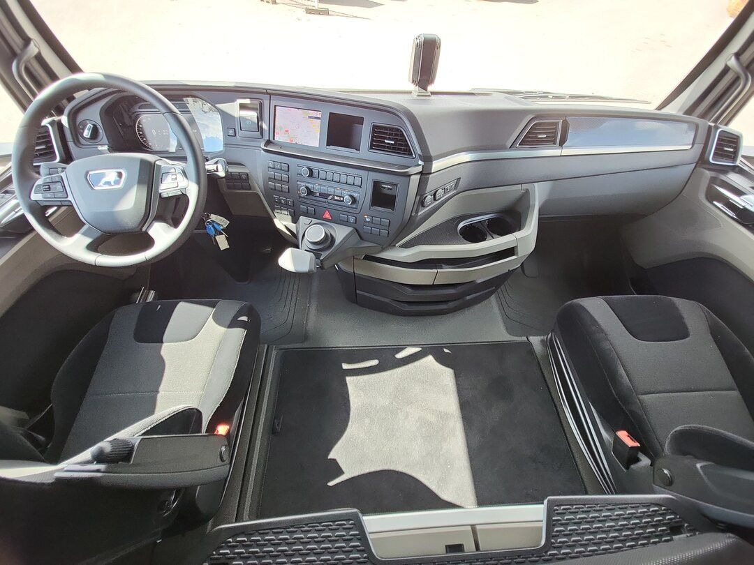 MAN TGX 18.520 GX 4x2 BL SA Euro 6 Sofort Verfügbar - Cap tractor: Foto 5 MAN TGX 18.520 GX 4x2 BL SA Euro 6 Sofort Verfügbar - Cap tractor: Foto 5