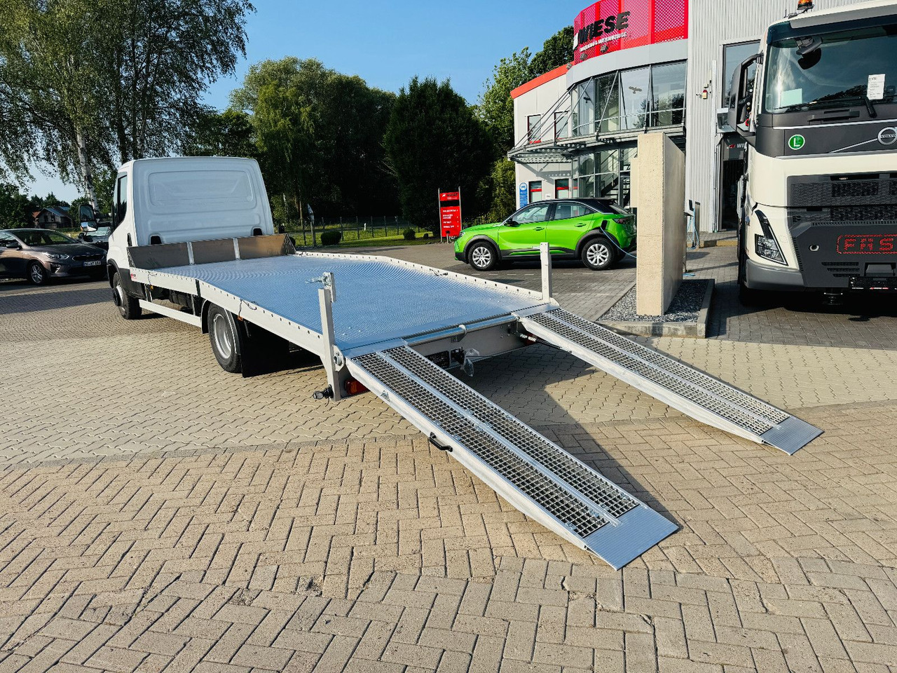 Iveco 70C18HA, Maschinen & Arbeitsbühnentrans. 2940kg! - Maşină de tractare: Foto 5 Iveco 70C18HA, Maschinen & Arbeitsbühnentrans. 2940kg! - Maşină de tractare: Foto 5