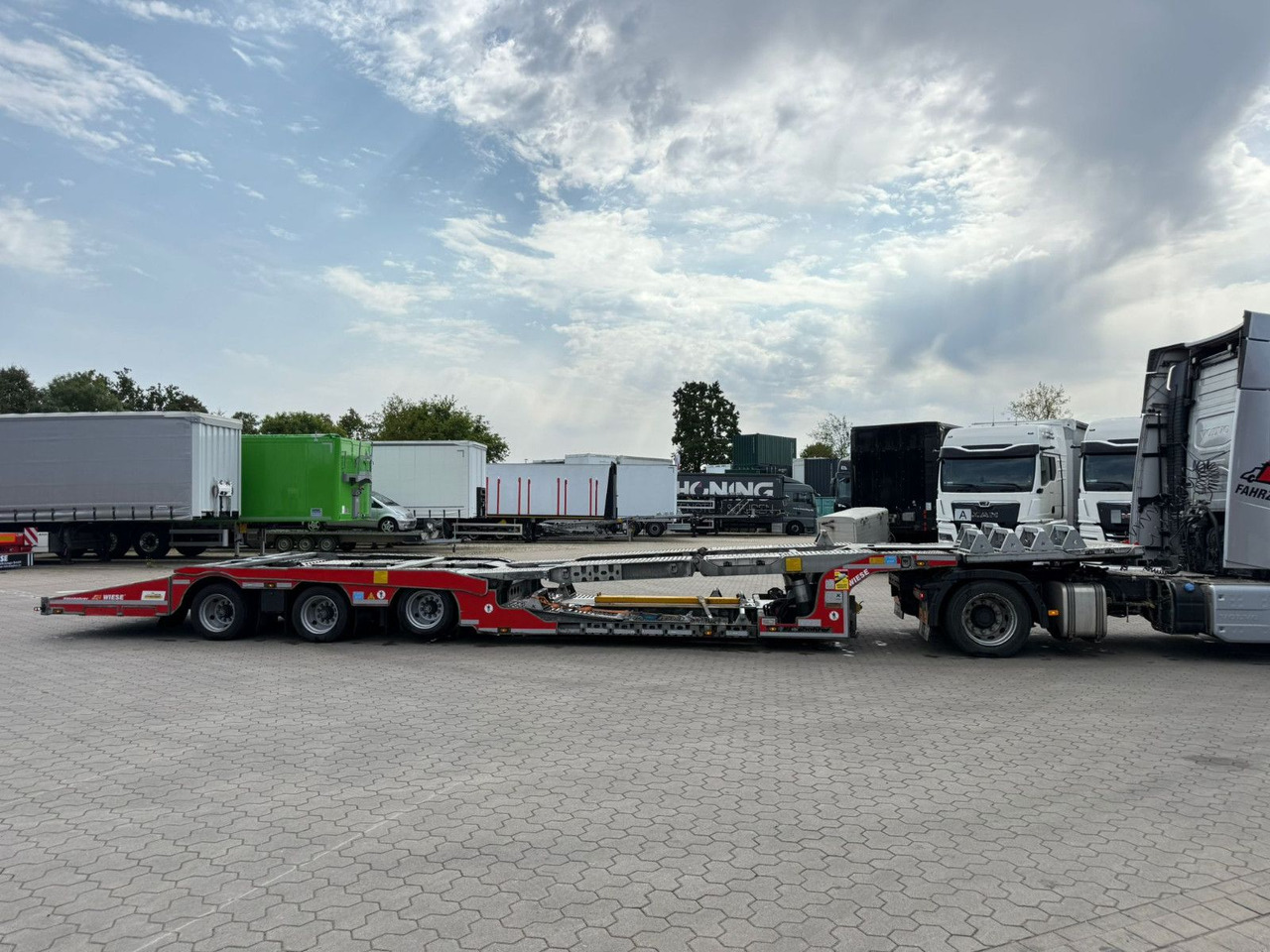 Kässbohrer K.SOK Truck/Car Transporter - Semiremorcă transport auto: Foto 2 Kässbohrer K.SOK Truck/Car Transporter - Semiremorcă transport auto: Foto 2