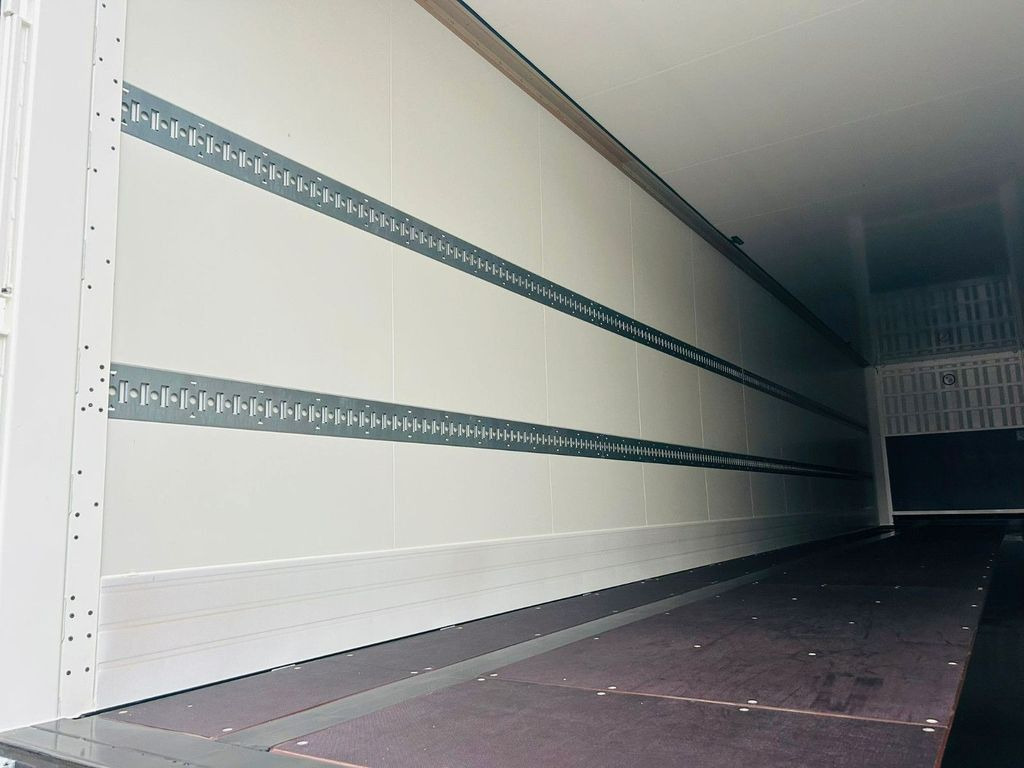 Krone Dry Liner 2-Achs Kofferauflieger Sofort Verfügba - Semiremorcă furgon: Foto 4 Krone Dry Liner 2-Achs Kofferauflieger Sofort Verfügba - Semiremorcă furgon: Foto 4