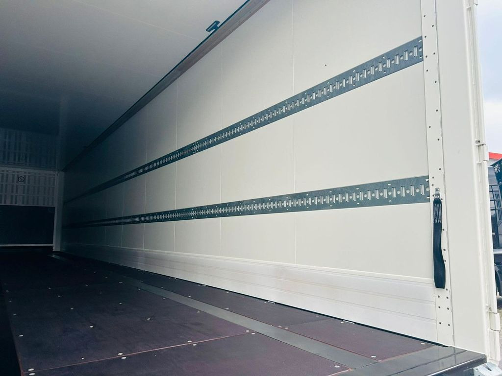 Krone Dry Liner 2-Achs Kofferauflieger Sofort Verfügba - Semiremorcă furgon: Foto 5 Krone Dry Liner 2-Achs Kofferauflieger Sofort Verfügba - Semiremorcă furgon: Foto 5