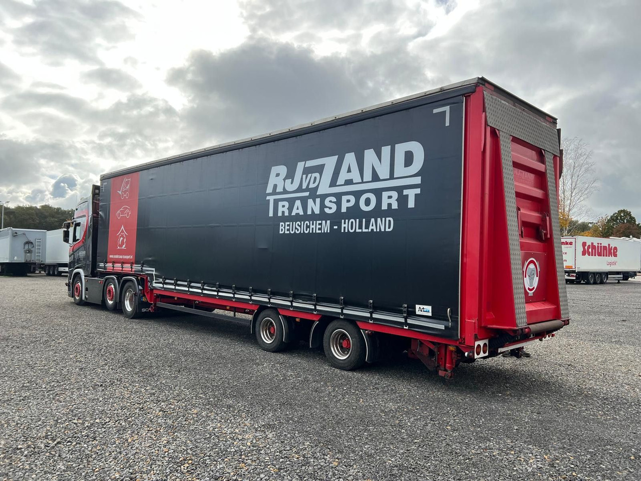Meusburger 2-Achs-Gabelstaplertransporter Rampe Dhollandia - Semiremorcă transport agabaritic: Foto 2 Meusburger 2-Achs-Gabelstaplertransporter Rampe Dhollandia - Semiremorcă transport agabaritic: Foto 2