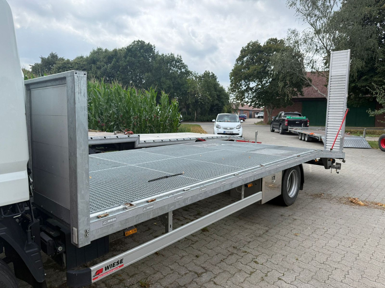 Mitsubishi Fuso Canter 7C18 Arbeitsbühnentransporter - Maşină de tractare: Foto 5 Mitsubishi Fuso Canter 7C18 Arbeitsbühnentransporter - Maşină de tractare: Foto 5