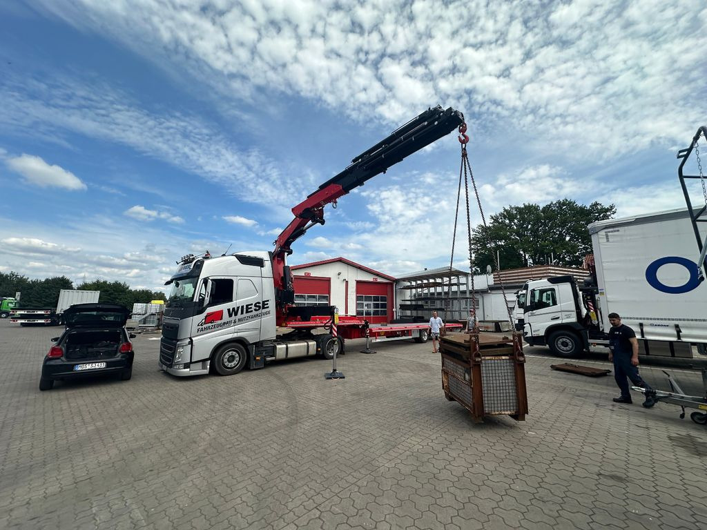 Wiese Stufensattel Tieflader mit Kran Fassi F545 Wiese Stufensattel Tieflader mit Kran Fassi F545 - Semiremorcă platformă: Foto 2 Wiese Stufensattel Tieflader mit Kran Fassi F545 Wiese Stufensattel Tieflader mit Kran Fassi F545 - Semiremorcă platformă: Foto 2