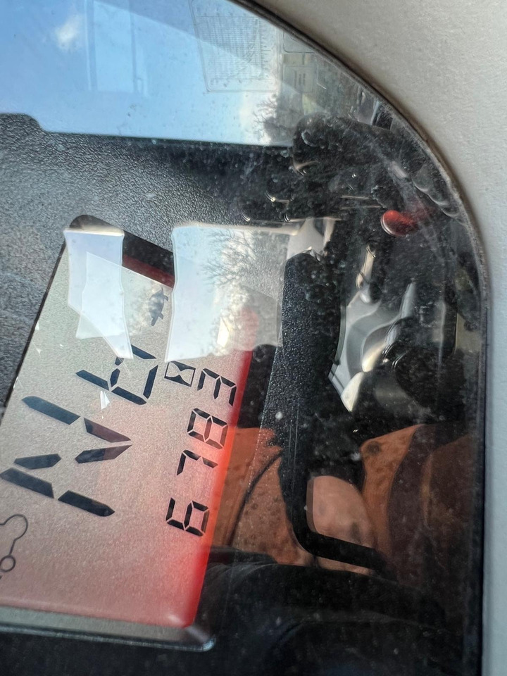 MASSEY FERGUSON 6480 DYNASHIFT - Tractor agricol: Foto 5 MASSEY FERGUSON 6480 DYNASHIFT - Tractor agricol: Foto 5